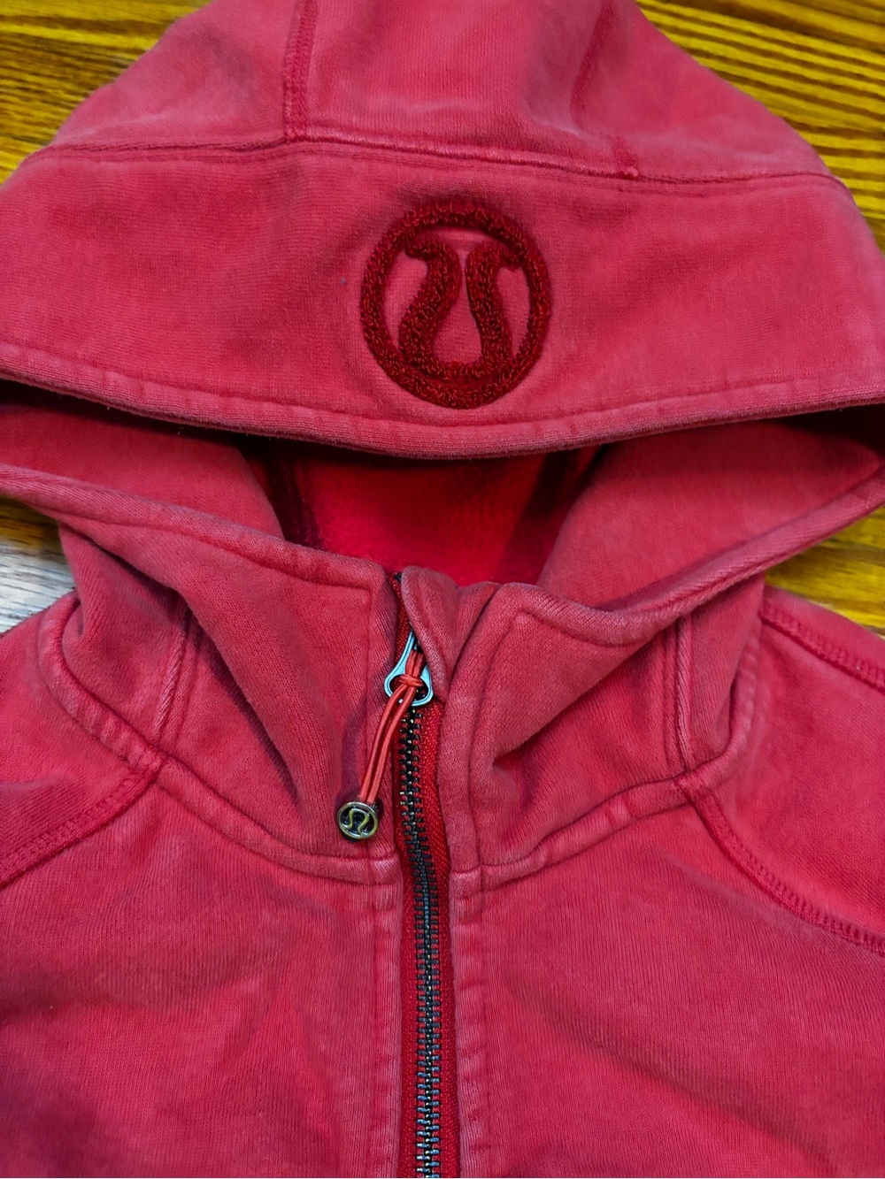 Lululemon athletica Scuba Hoodie - Picture 2 of 4